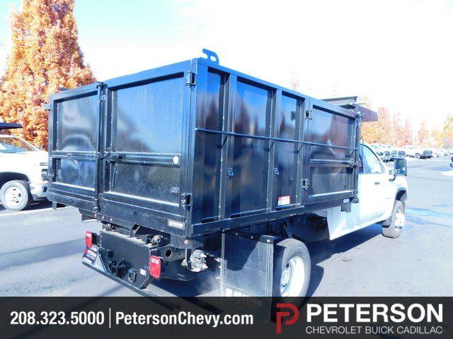 2024 Chevrolet Silverado 3500HD Work Truck photo 3