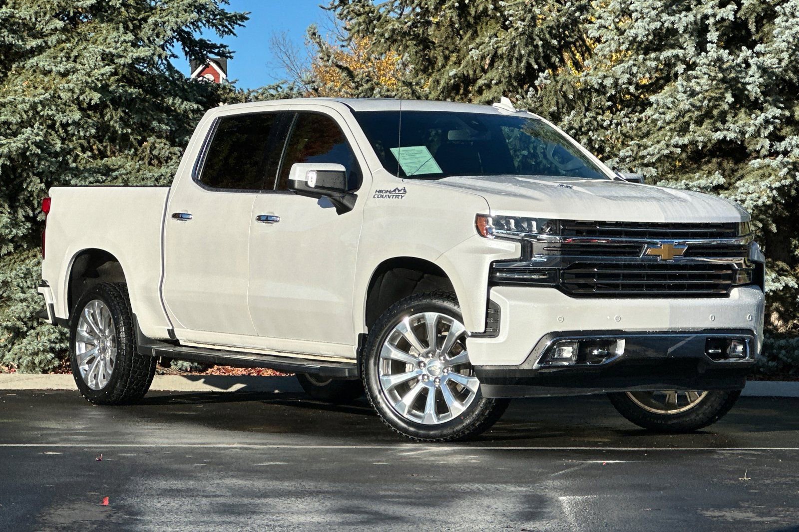 2022 Chevrolet Silverado 1500 High Country photo 2