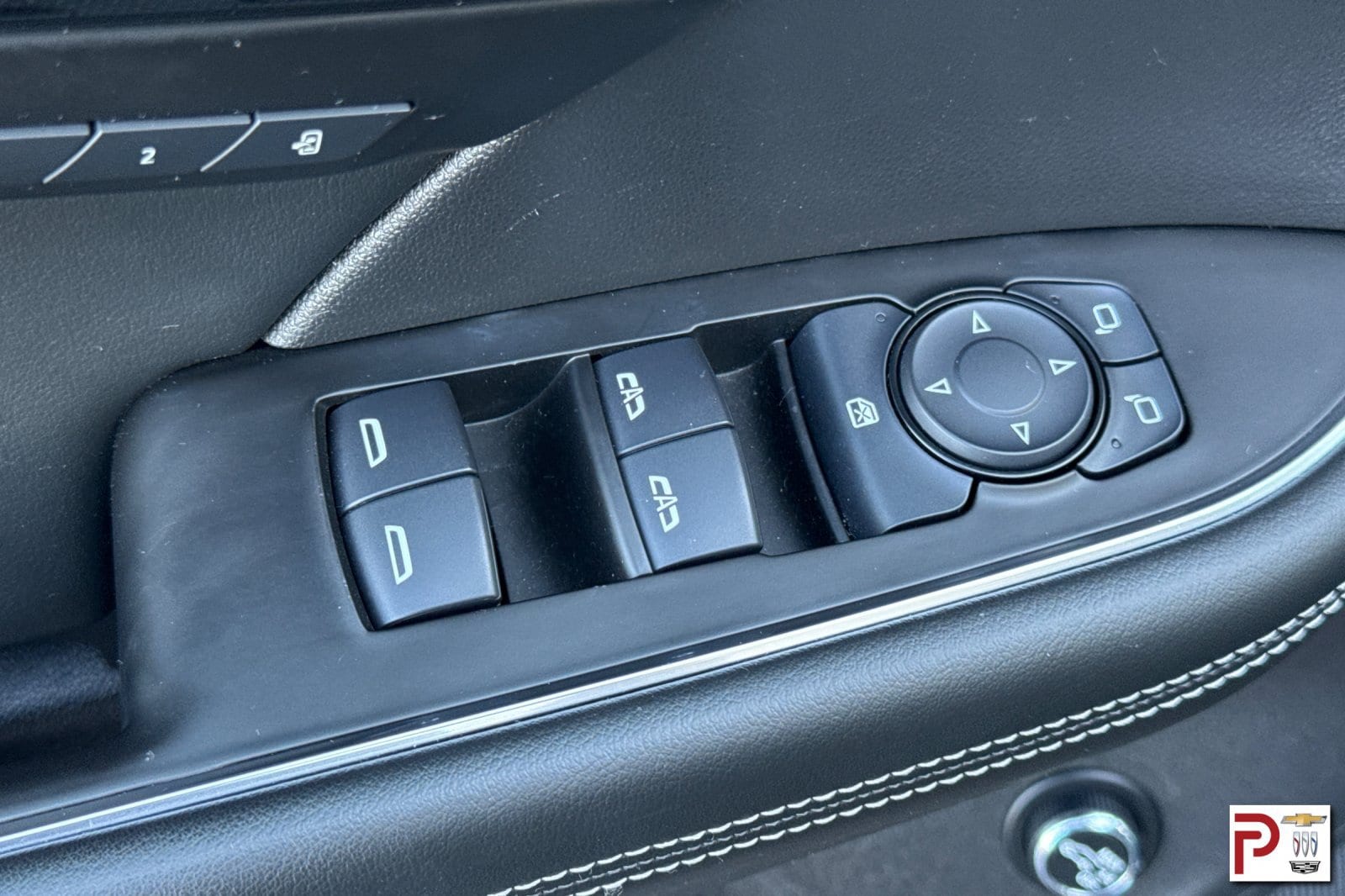 2021 Buick Envision Essence - Photo 12