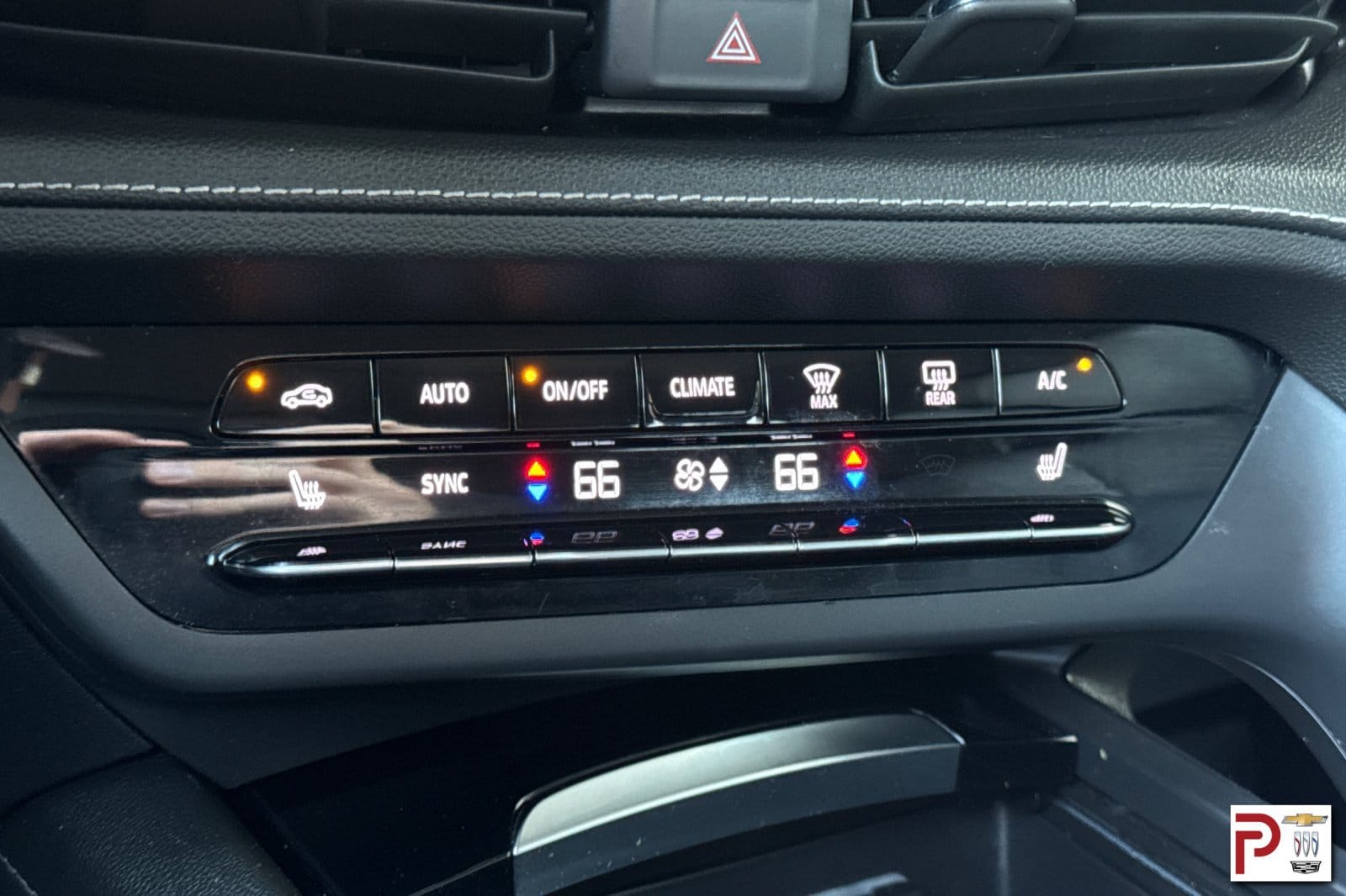 2021 Buick Envision Essence - Photo 25