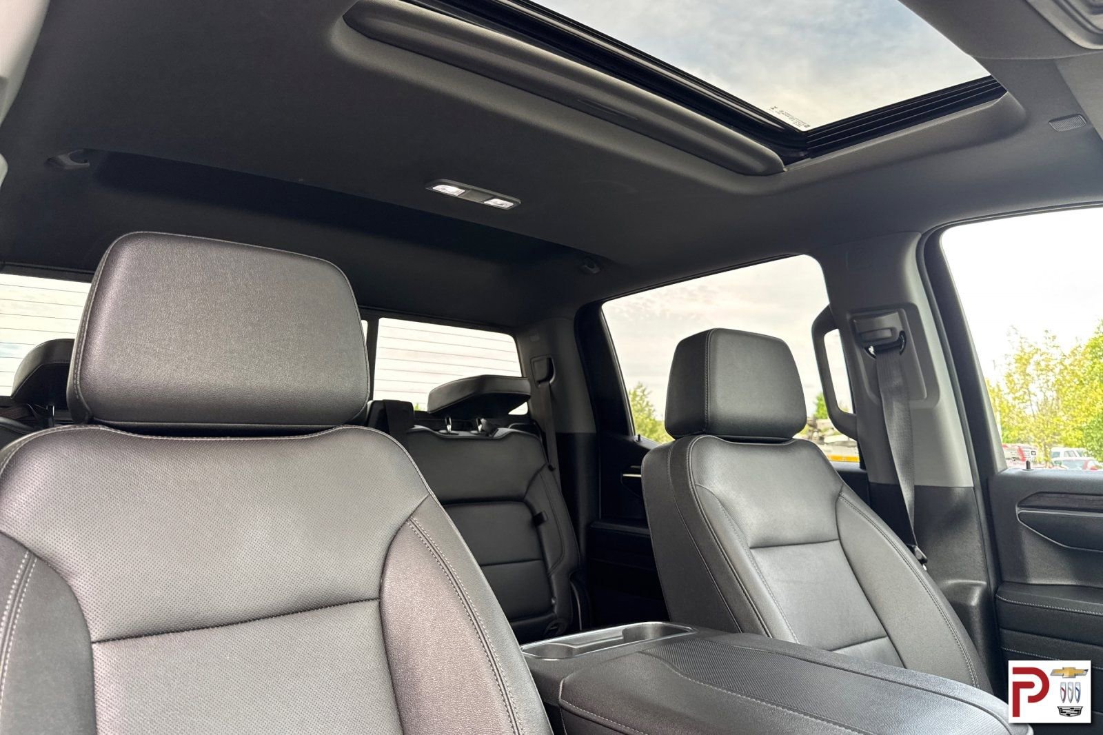 2023 Chevrolet Silverado 1500 LTZ - Photo 18