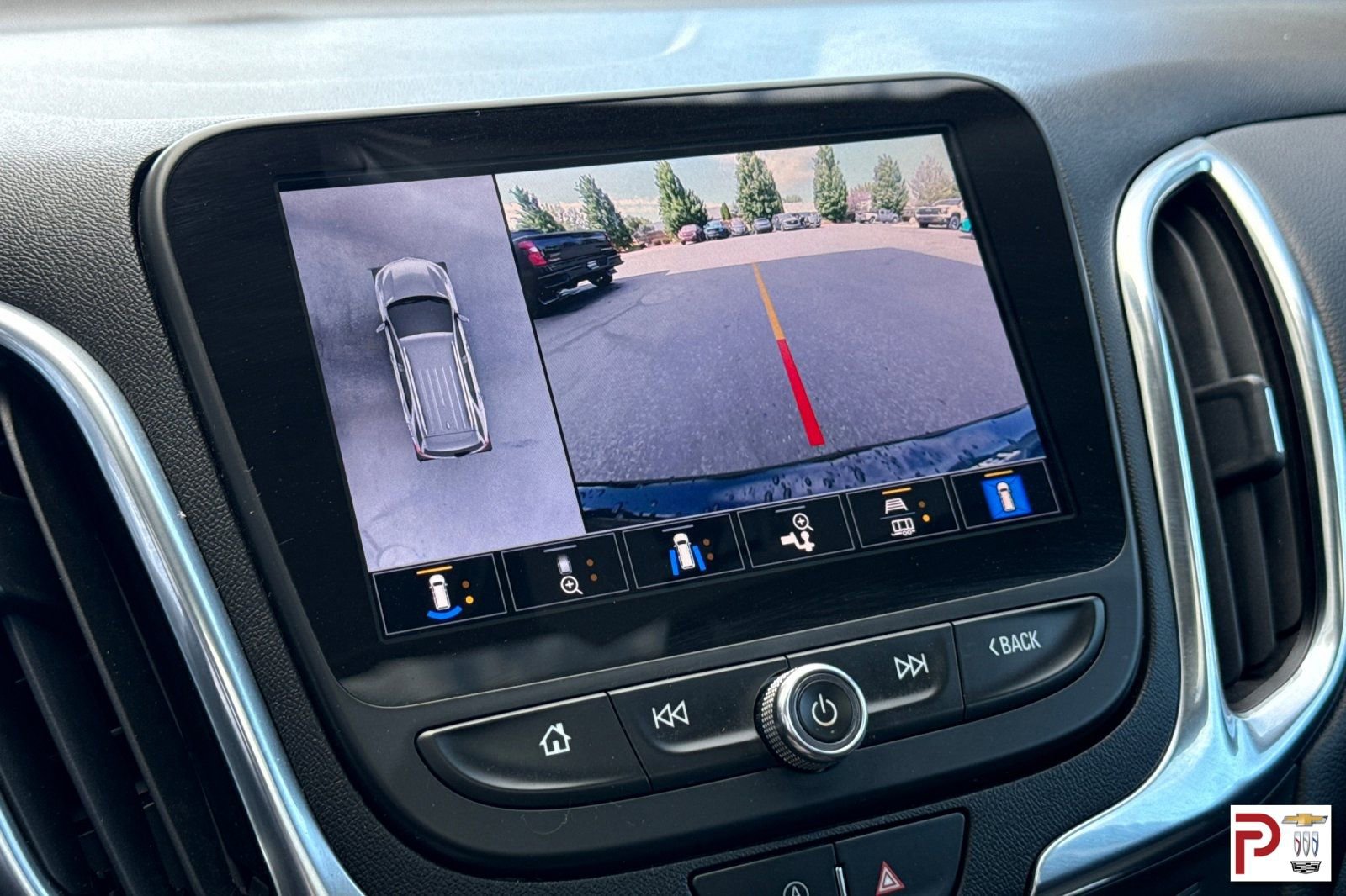 2022 Chevrolet Equinox LT - Photo 23