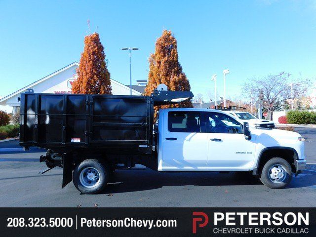 2024 Chevrolet Silverado 3500HD Work Truck photo 2