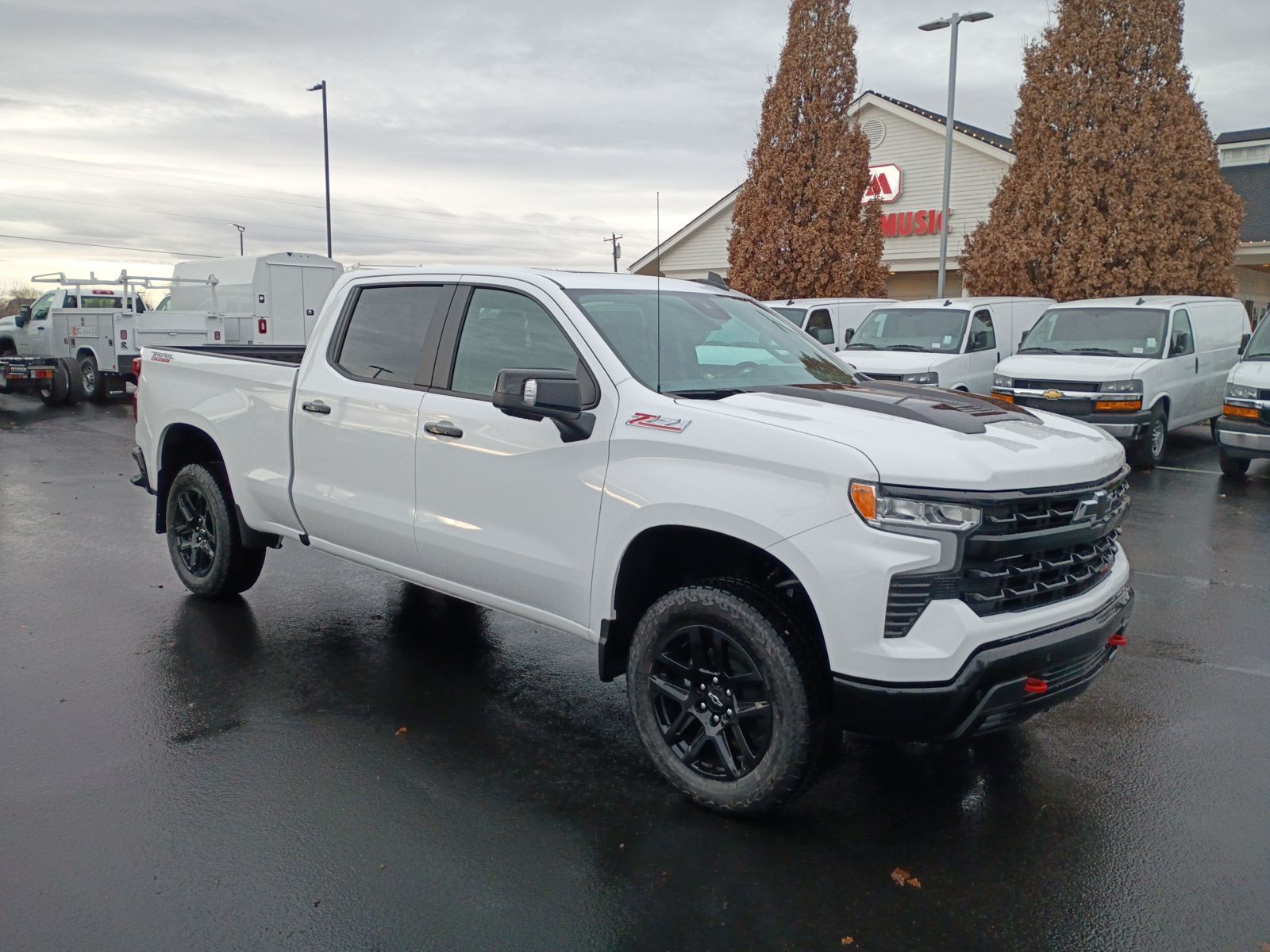 2026 Chevrolet Silverado 1500 LT Trail Boss's photo