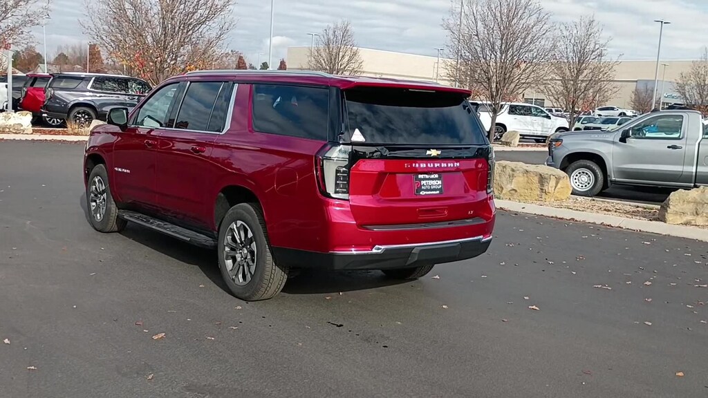 New 2026 Chevrolet Suburban LT SUV