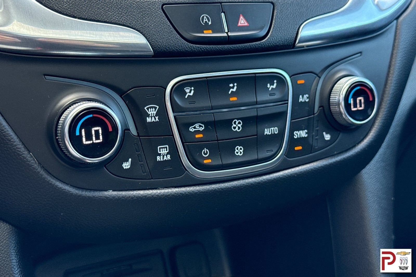 2022 Chevrolet Equinox LT - Photo 24