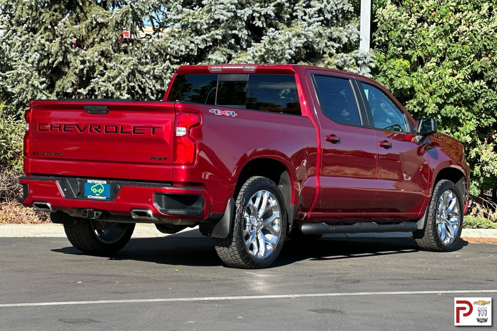 2020 Chevrolet Silverado 1500 RST photo 3