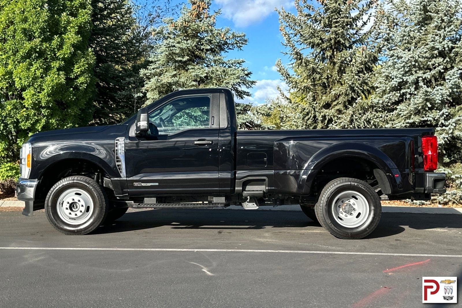 Image of 2023 Ford Super Duty F-350 DRW XLT XLT 4WD Reg Cab 8 Box