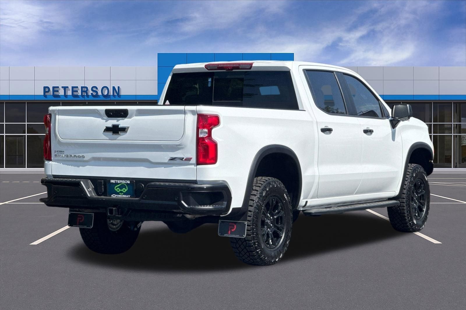 2026 Chevrolet Silverado 1500 ZR2 - Photo 4