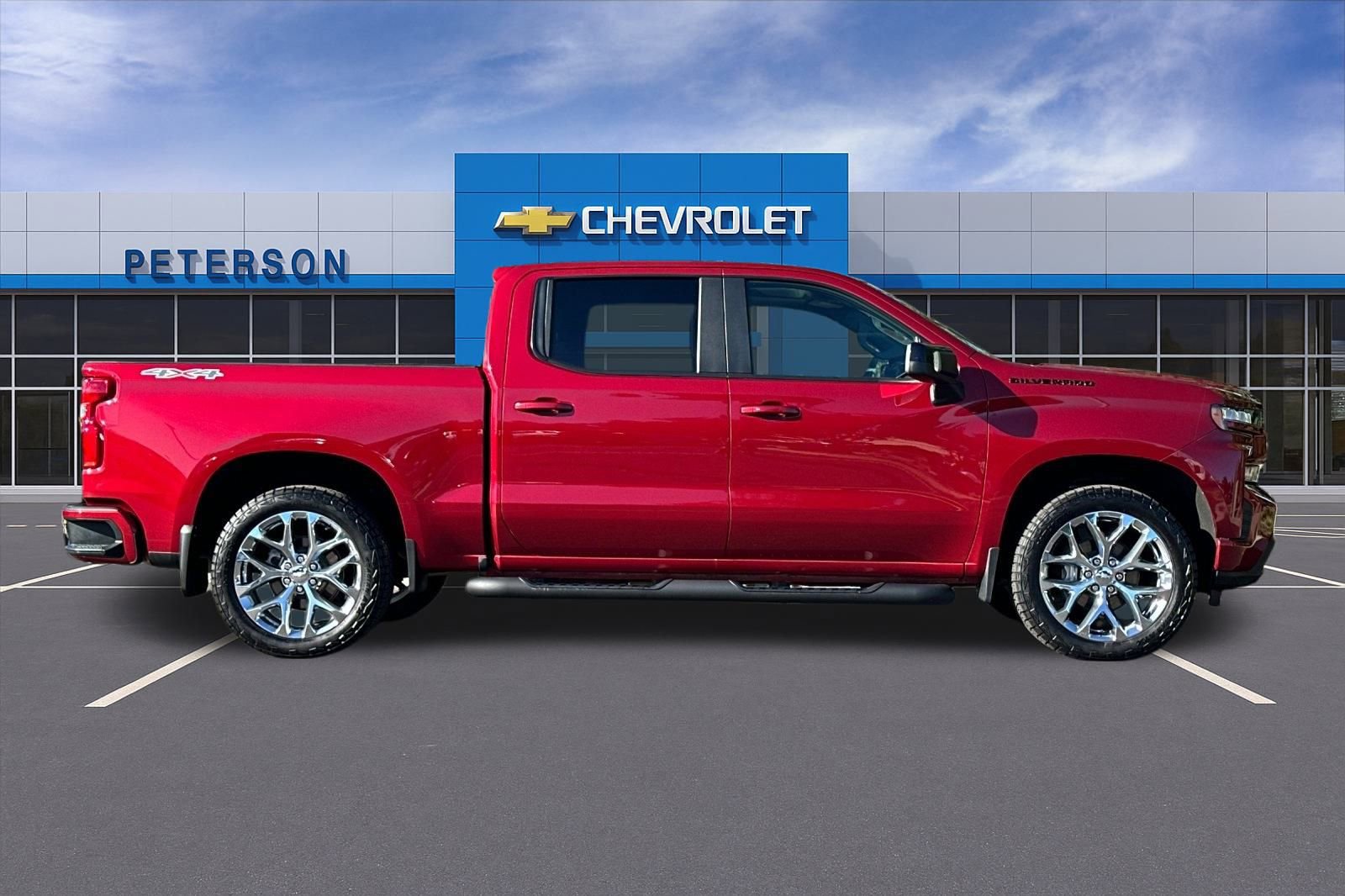 2020 Chevrolet Silverado 1500 RST photo 3