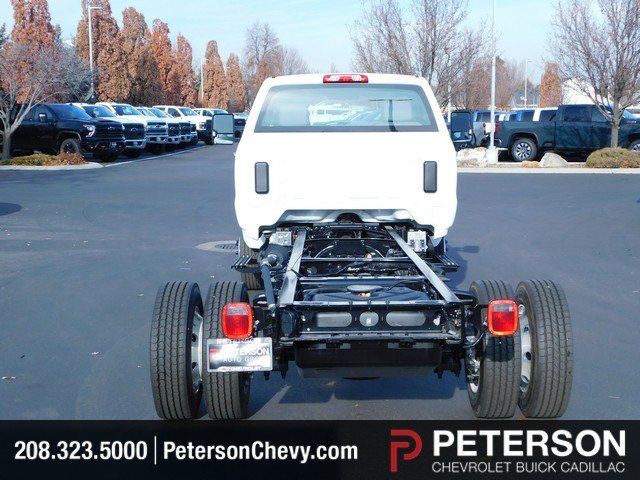 2024 Chevrolet Silverado 4500HD Work Truck photo 4