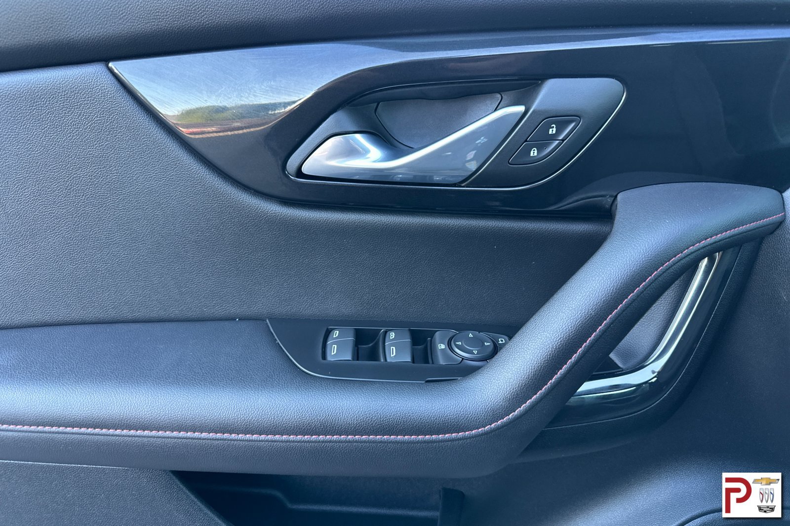 2025 Chevrolet Blazer RS - Photo 11