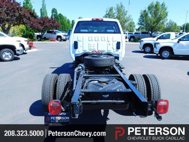 2024 Chevrolet Silverado 5500HD Work Truck photo 3