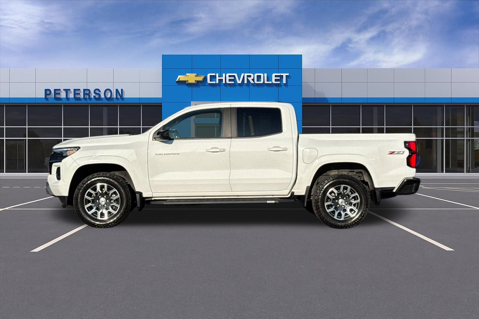 2023 Chevrolet Colorado Z71 - Photo 6
