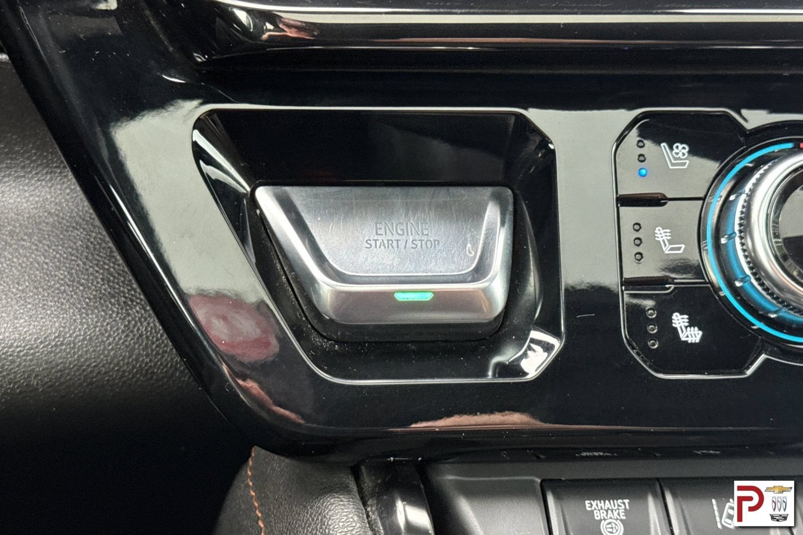 2024 GMC Sierra 3500HD AT4 - Photo 24
