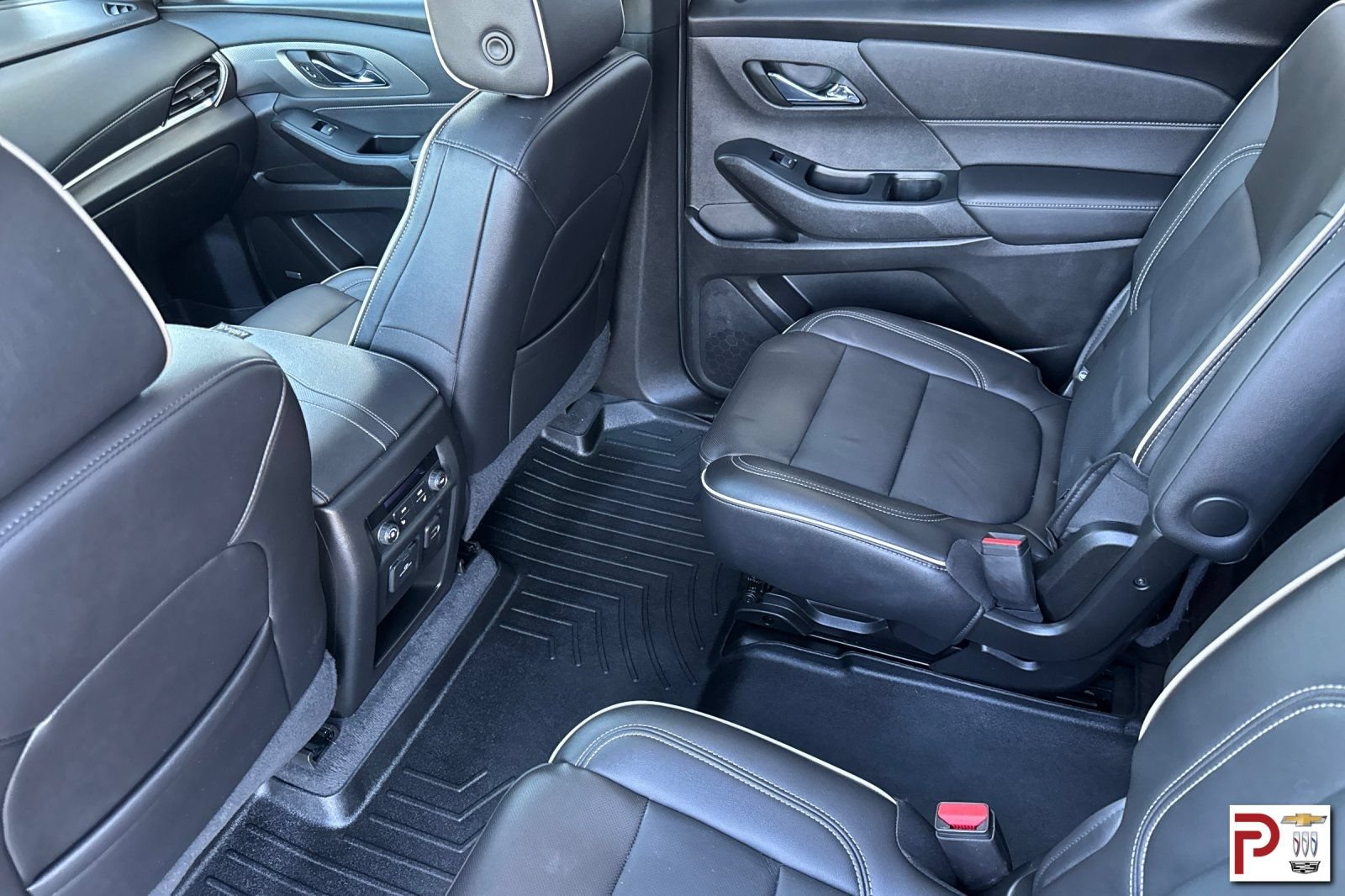 2023 Chevrolet Traverse Premier - Photo 13