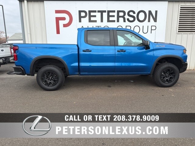 2024 Chevrolet Silverado 1500 ZR2 photo 2