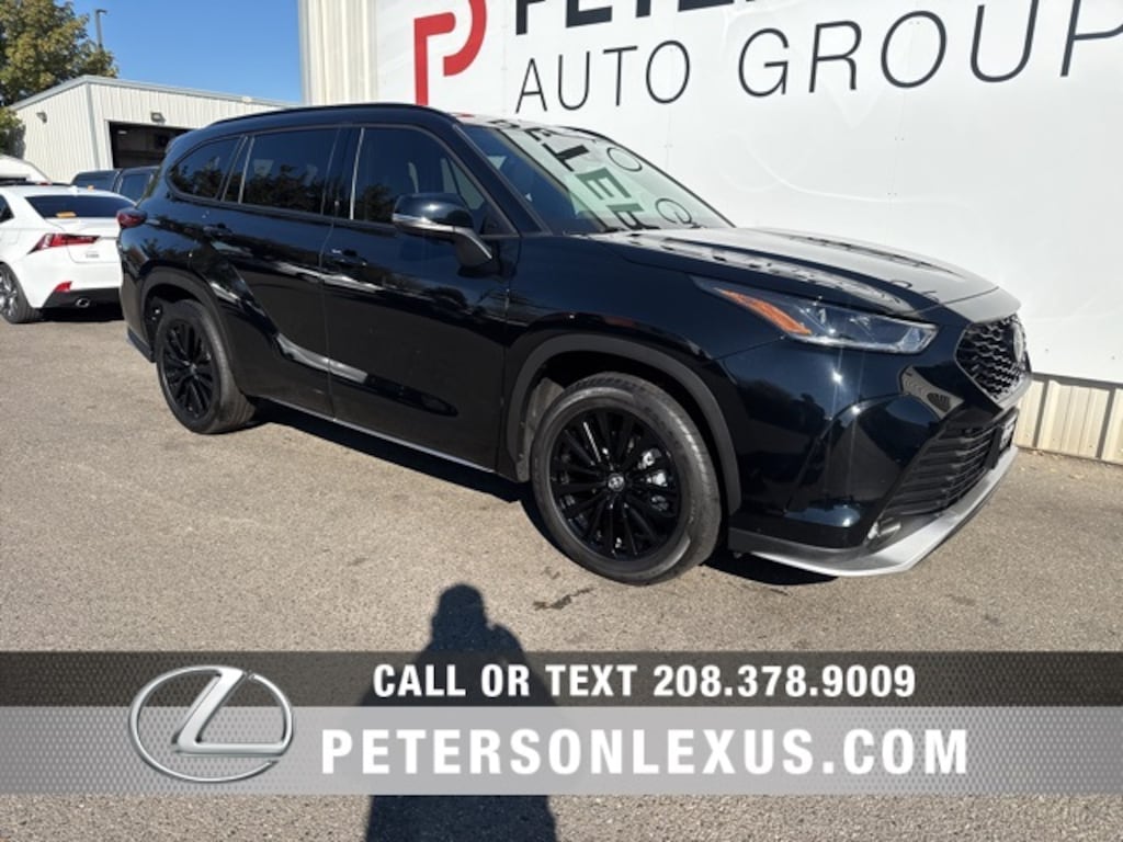 Used 2023 Toyota Highlander L SUV