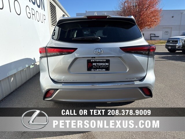 2023 Toyota Highlander Platinum photo 4