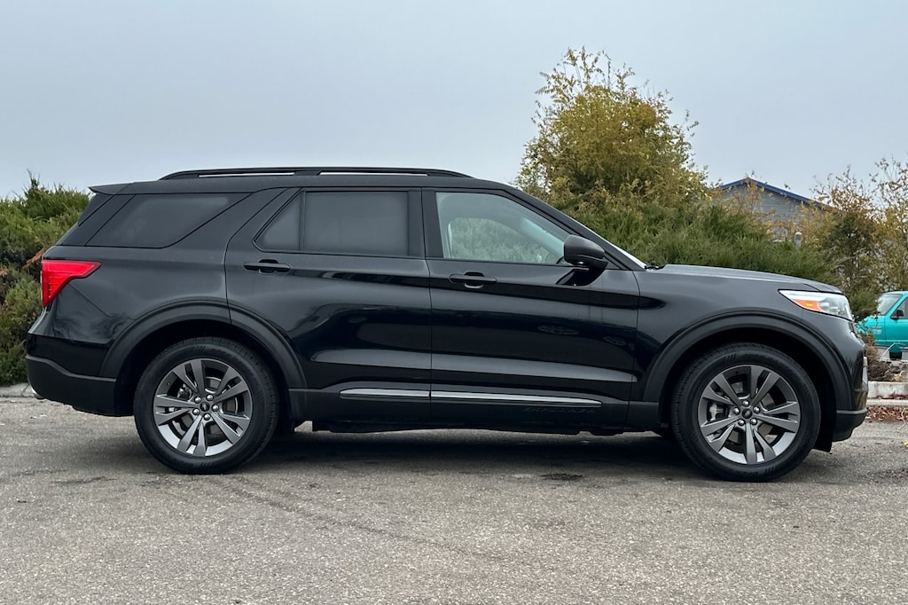 Used 2021 Ford Explorer XLT SUV