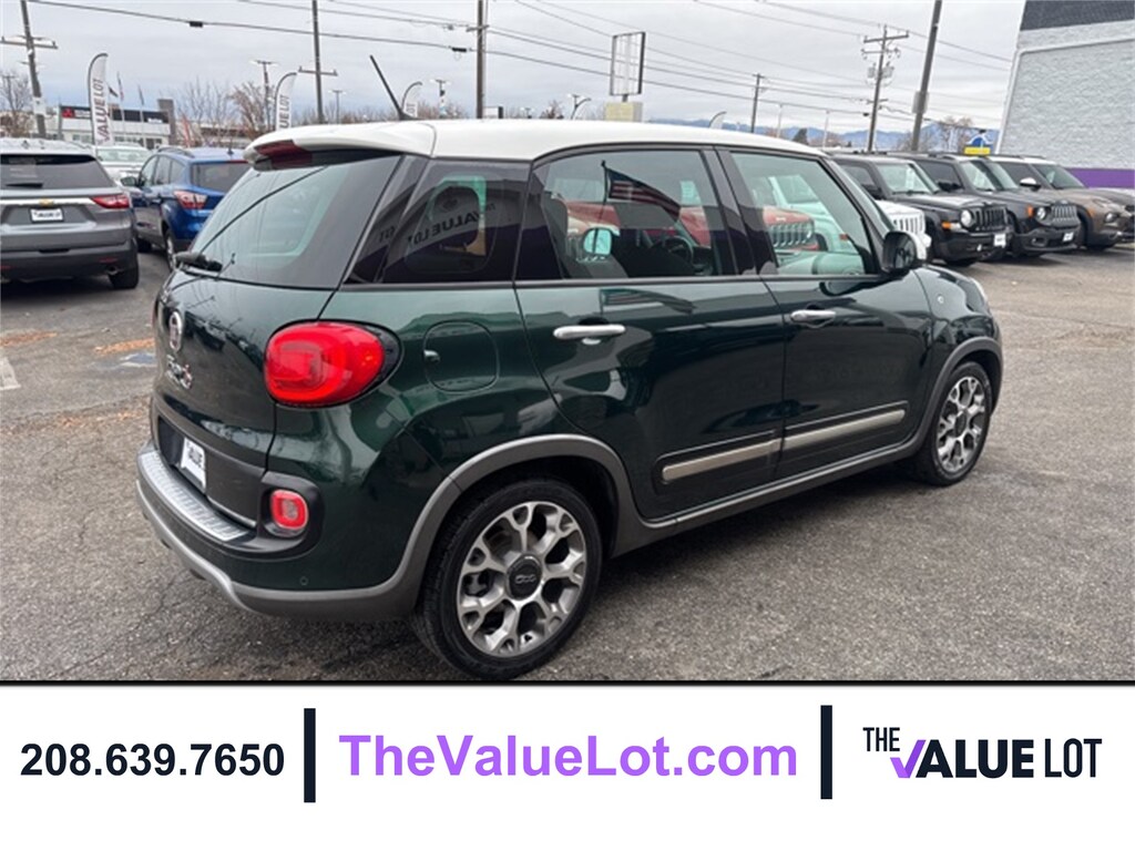 Used 2014 FIAT 500L Trekking Hatchback