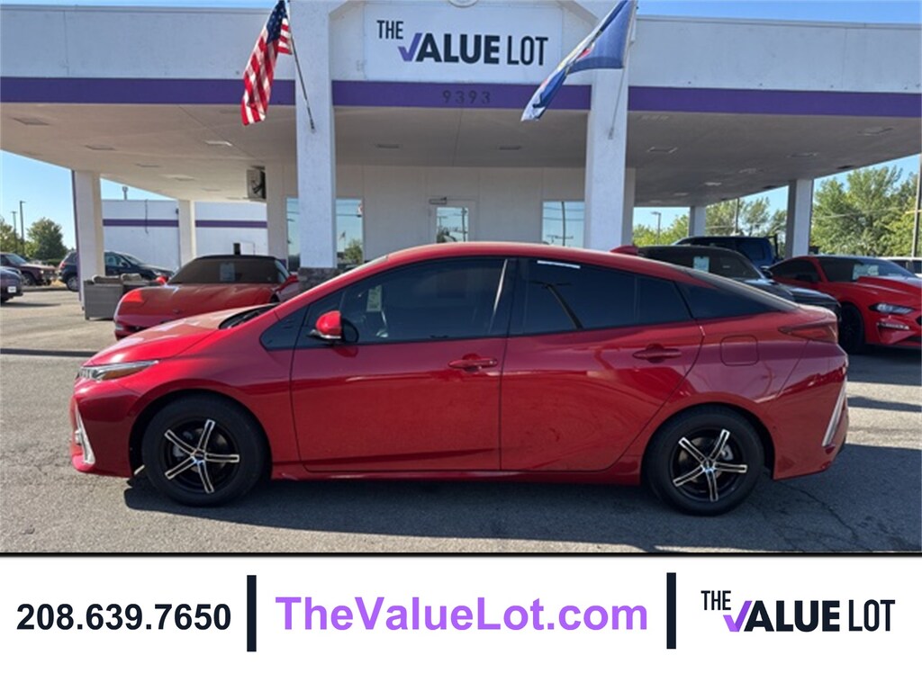 Used 2018 Toyota Prius Prime Advanced Hatchback