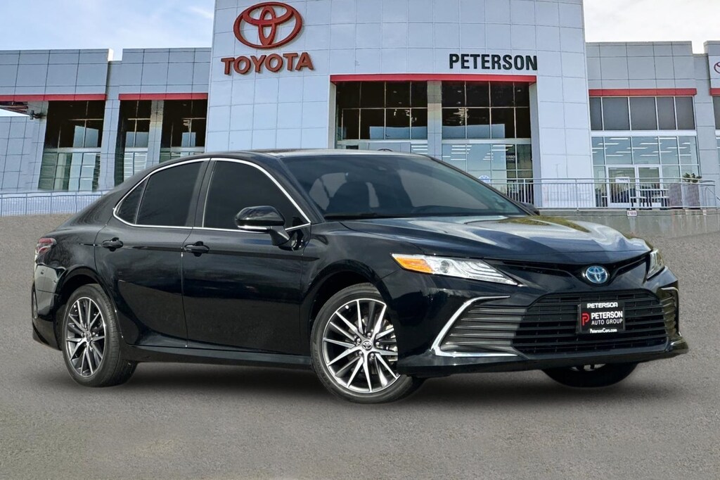 Used 2024 Toyota Camry Hybrid XLE Sedan
