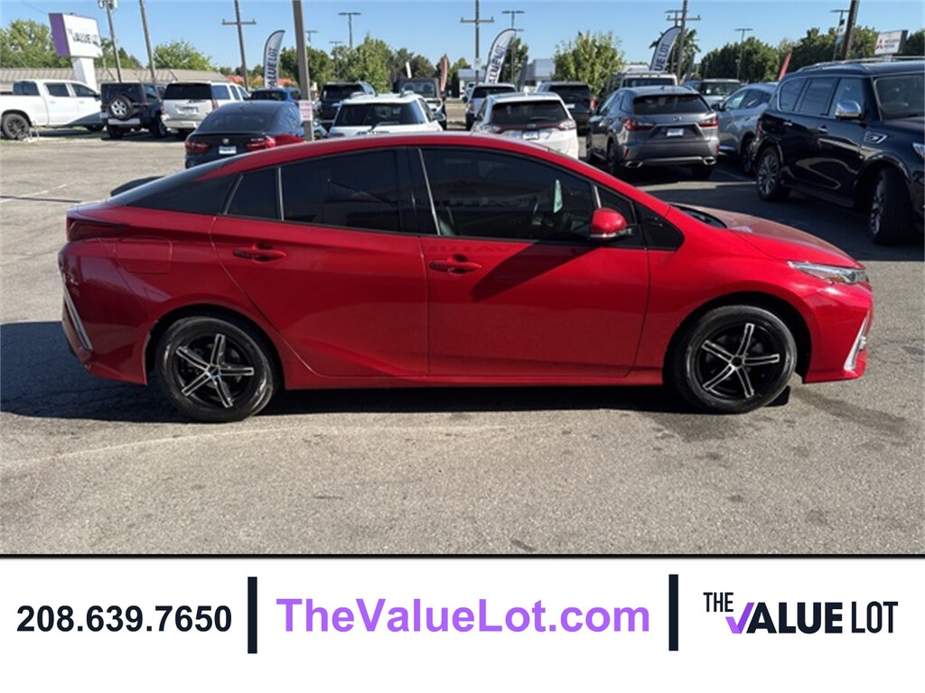 Used 2018 Toyota Prius Prime Advanced Hatchback
