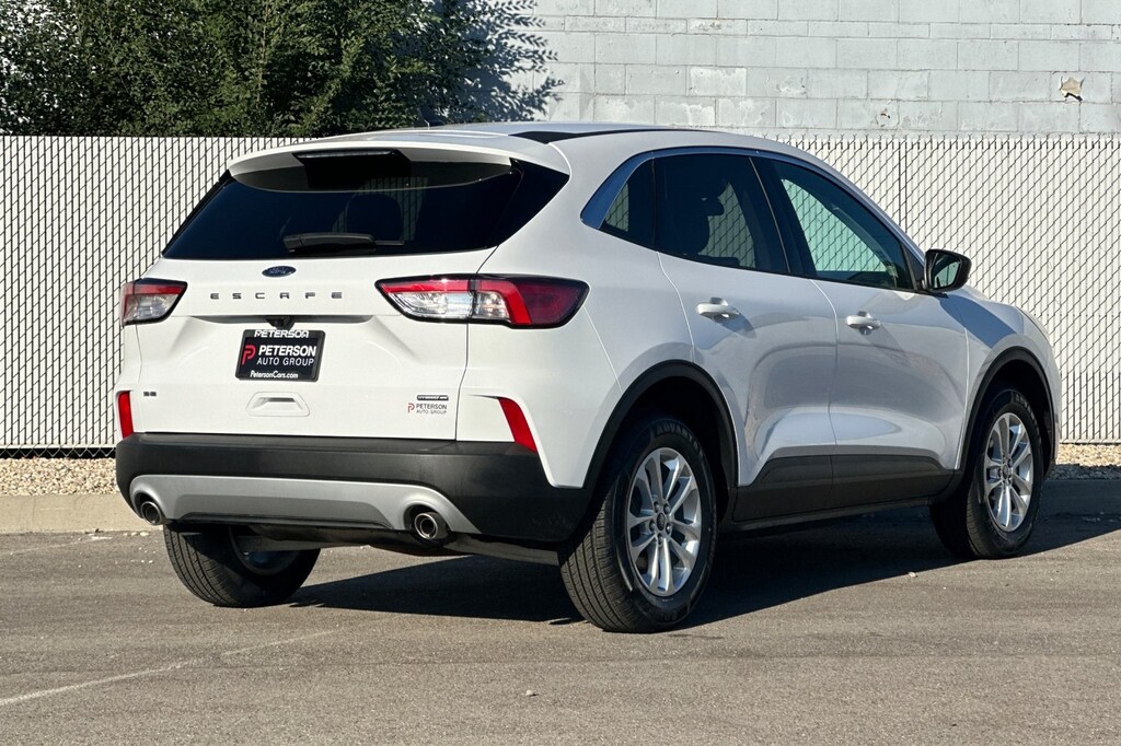 Used 2022 Ford Escape Hybrid SE SUV