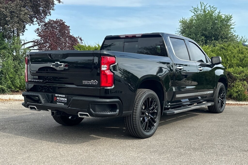 Used 2024 Chevrolet Silverado 1500 High Country Truck