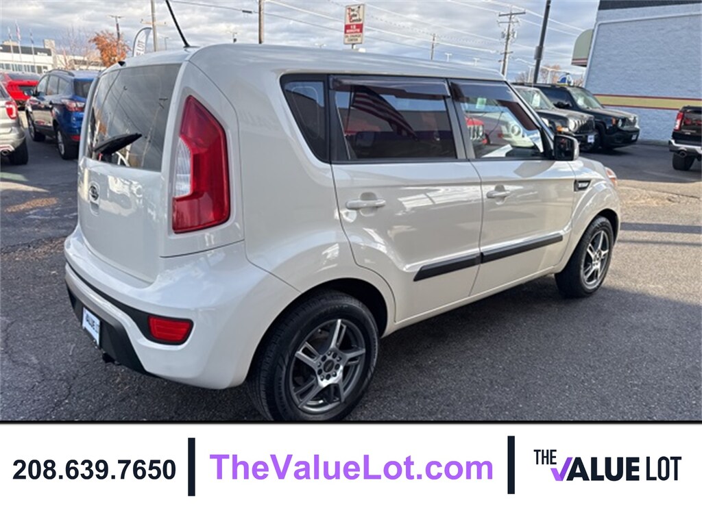 Used 2012 Kia Soul Base Hatchback