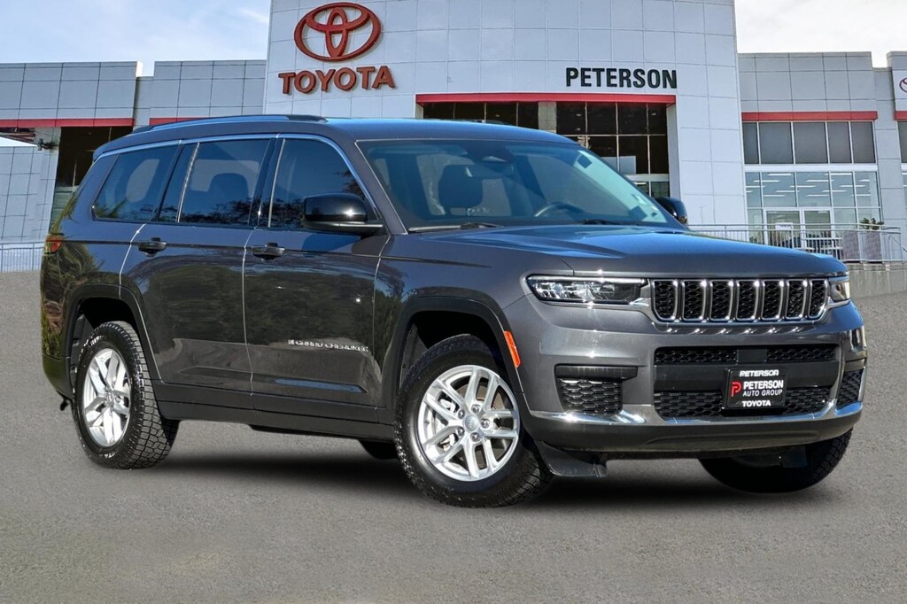 Used 2021 Jeep Grand Cherokee L Laredo SUV