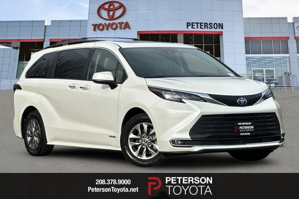 Used 2021 Toyota Sienna XLE Minivan/Van