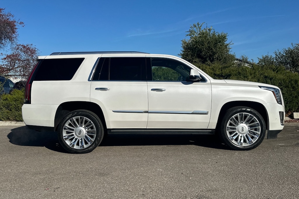 Used 2017 Cadillac Escalade Platinum Edition SUV
