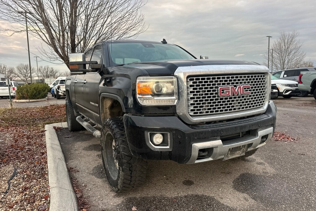 Used 2016 GMC Sierra 2500HD Denali Truck