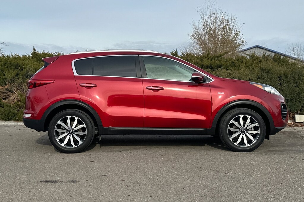 Used 2017 Kia Sportage EX SUV