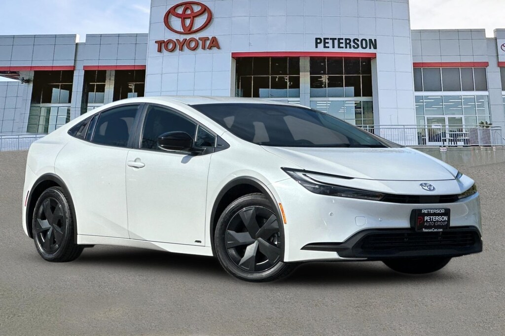 Used 2024 Toyota Prius LE Hatchback