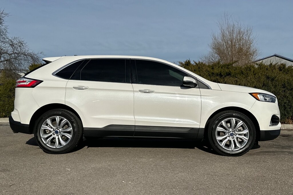 Used 2021 Ford Edge Titanium SUV