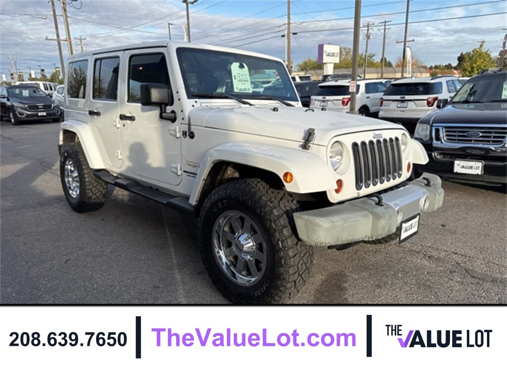 Used 2013 Jeep Wrangler Unlimited Sahara SUV