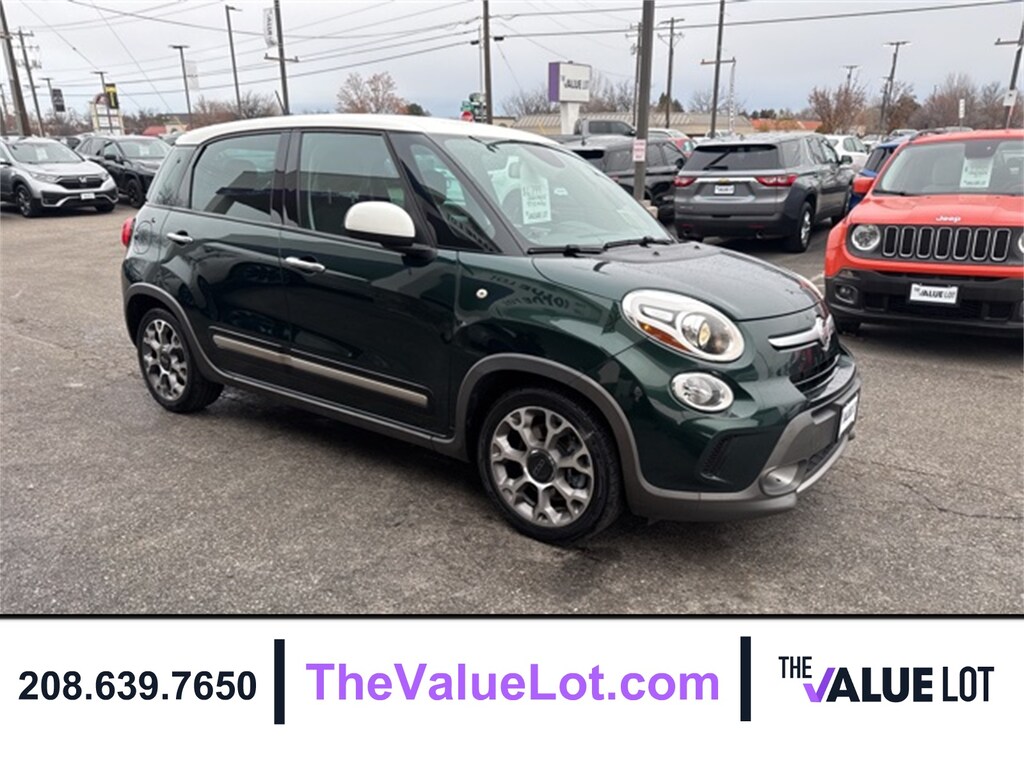 Used 2014 FIAT 500L Trekking Hatchback