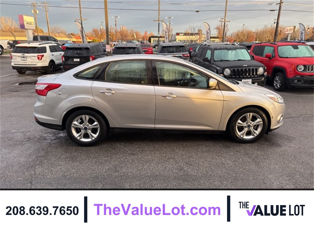 Used 2014 Ford Focus SE Sedan