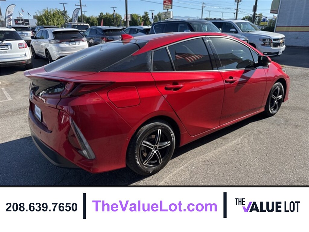 Used 2018 Toyota Prius Prime Advanced Hatchback