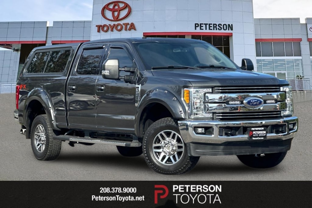 Used 2017 Ford F-250SD Lariat Truck