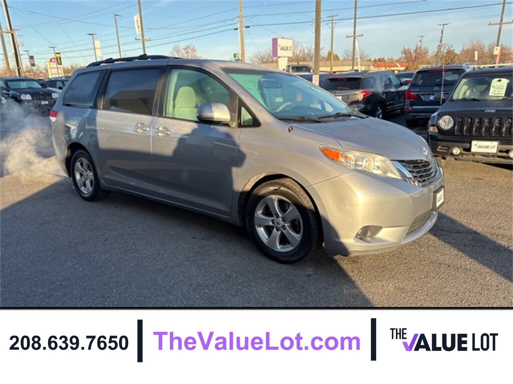 Used 2011 Toyota Sienna Base Minivan/Van