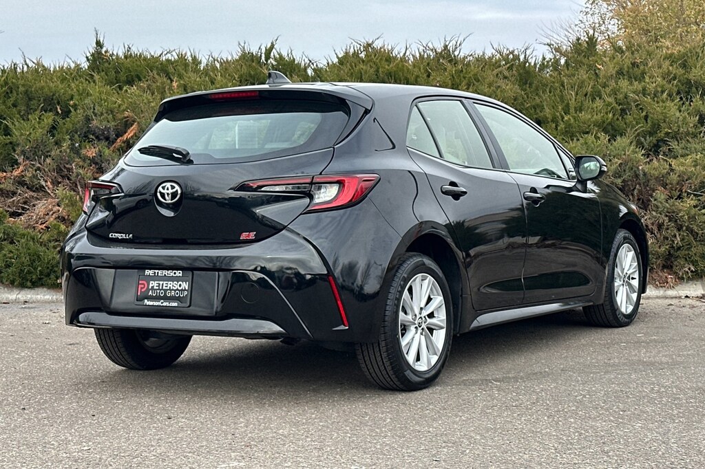 Used 2023 Toyota Corolla Hatchback SE Hatchback