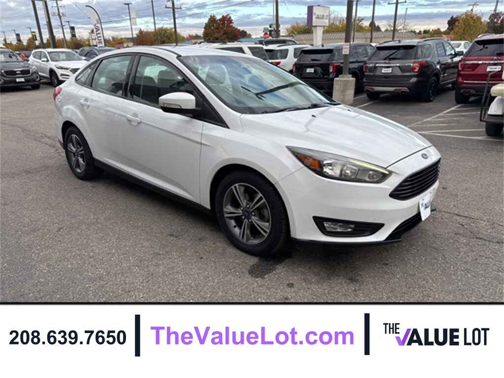 Used 2017 Ford Focus SE Sedan