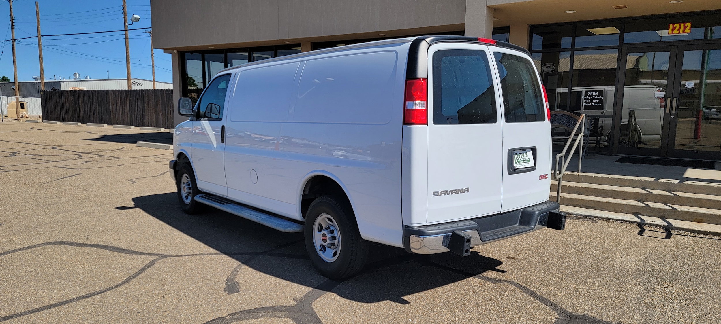 2023 GMC Savana Cargo Work Van - Photo 7