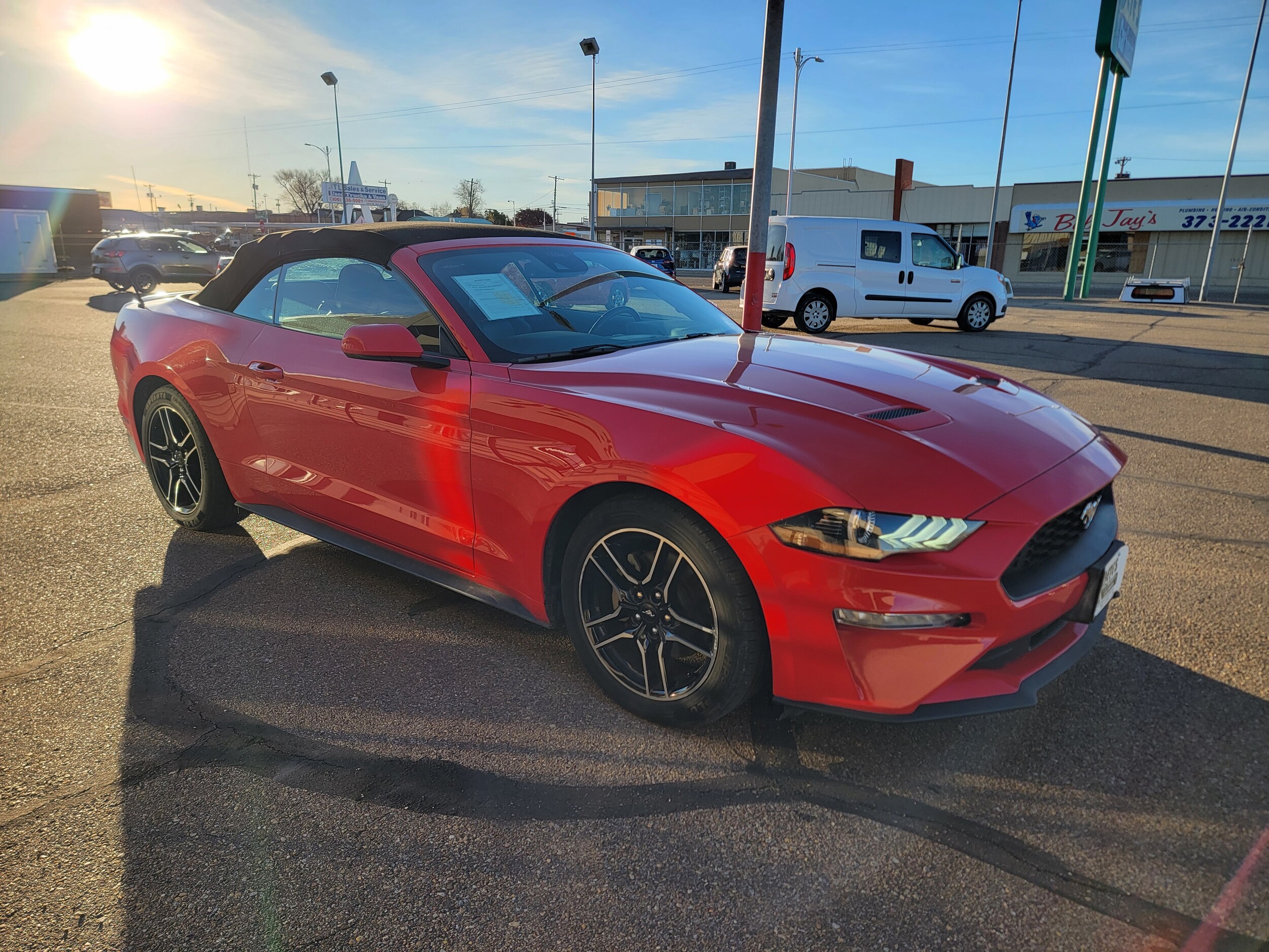 2022 Ford Mustang Convertible photo 2