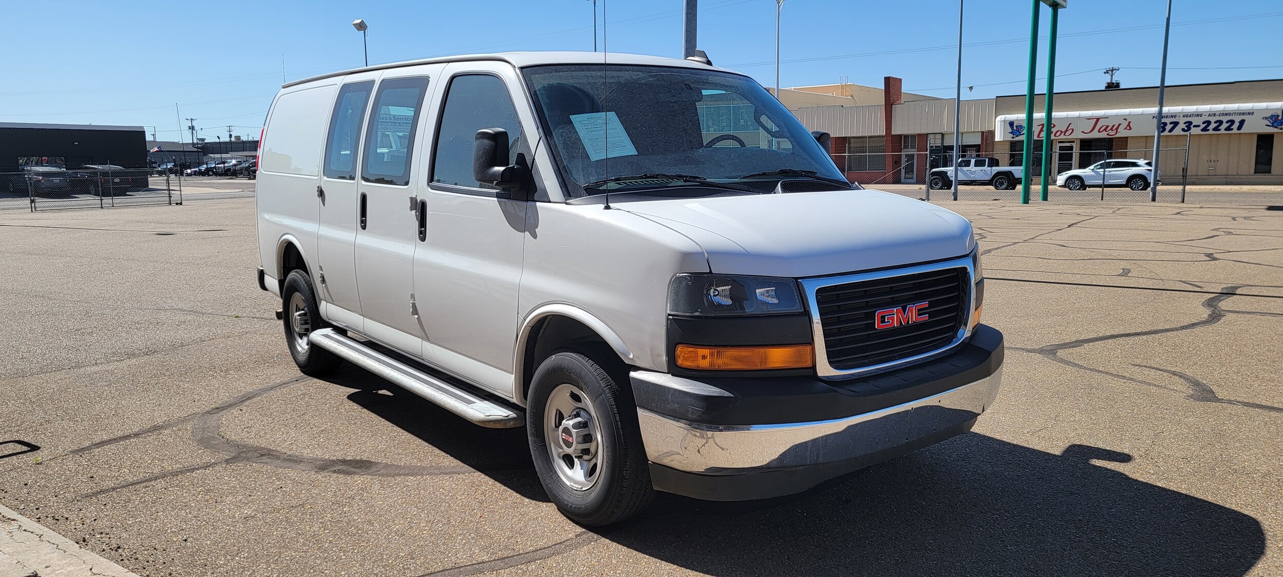 2023 Gmc Savana 2500 Cargo photo 3