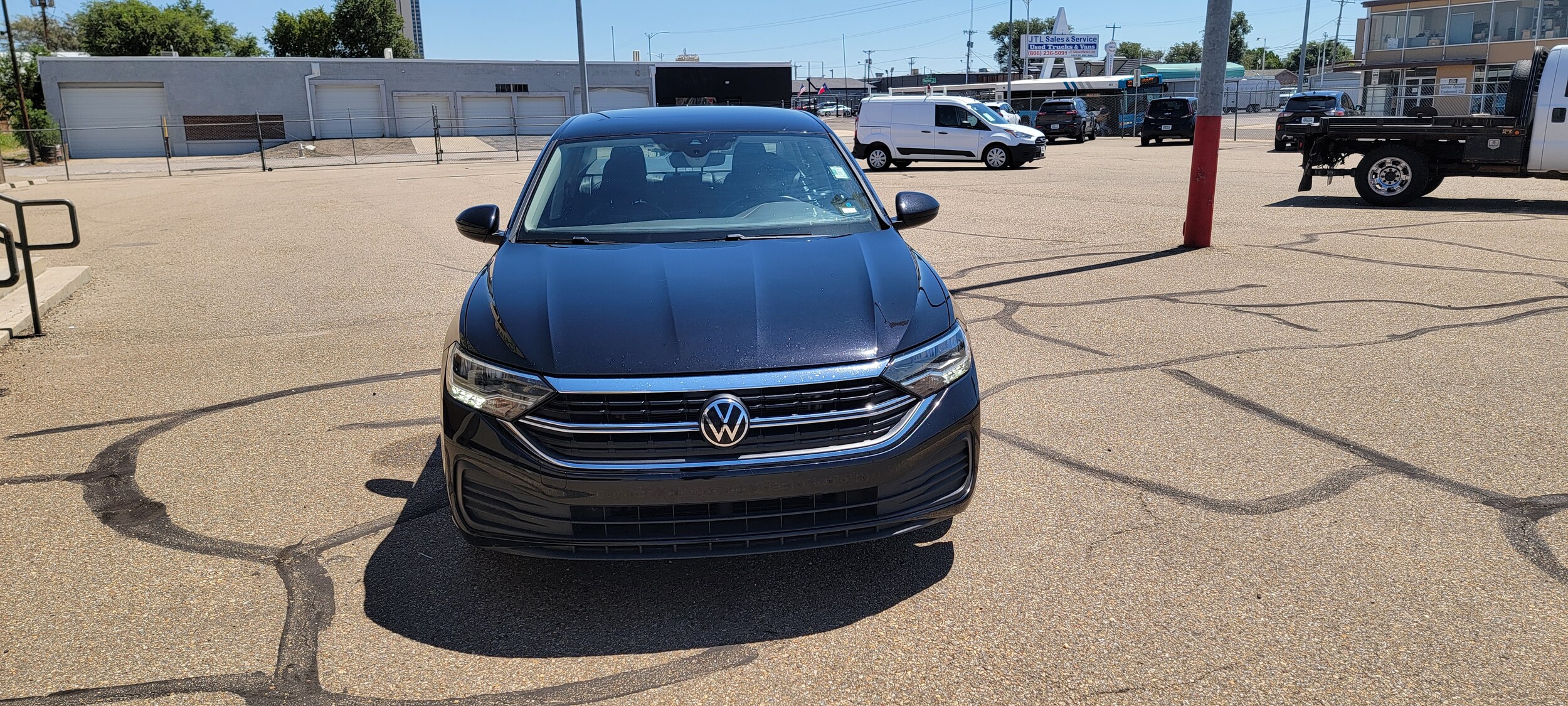 2024 Volkswagen Jetta 1.5T SE photo 2